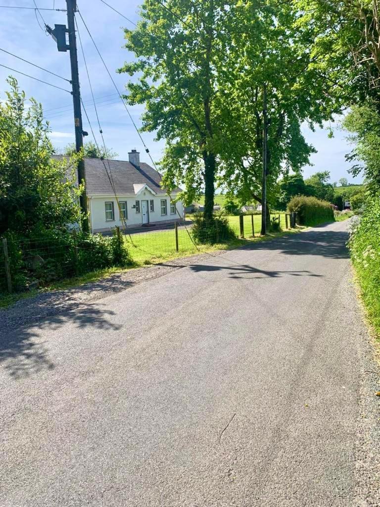Quiet Farm Cottage Enniskillen Fermanagh Εξωτερικό φωτογραφία