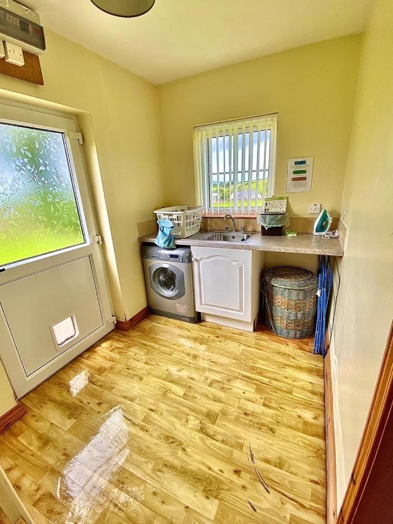 Quiet Farm Cottage Enniskillen Fermanagh Εξωτερικό φωτογραφία